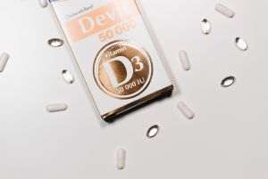Studiu: Nivelurile scăzute de vitamina D persistă inclusiv vara la persoanele cu risc ridicat